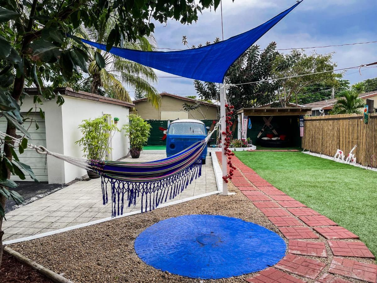 Hammocks & Mini-Golf! 10 Mins From Beach! Hollywood Exterior photo