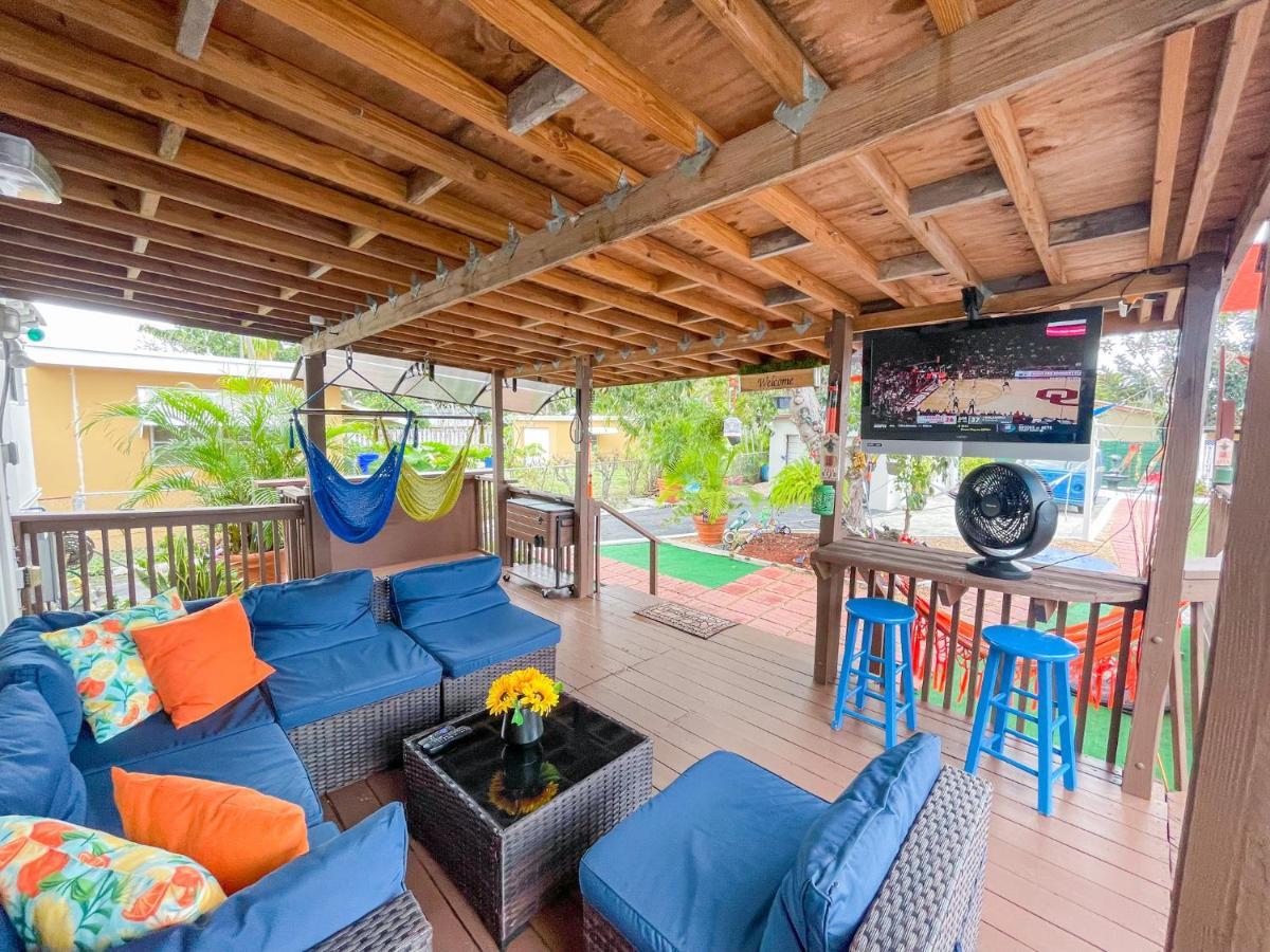 Hammocks & Mini-Golf! 10 Mins From Beach! Hollywood Exterior photo